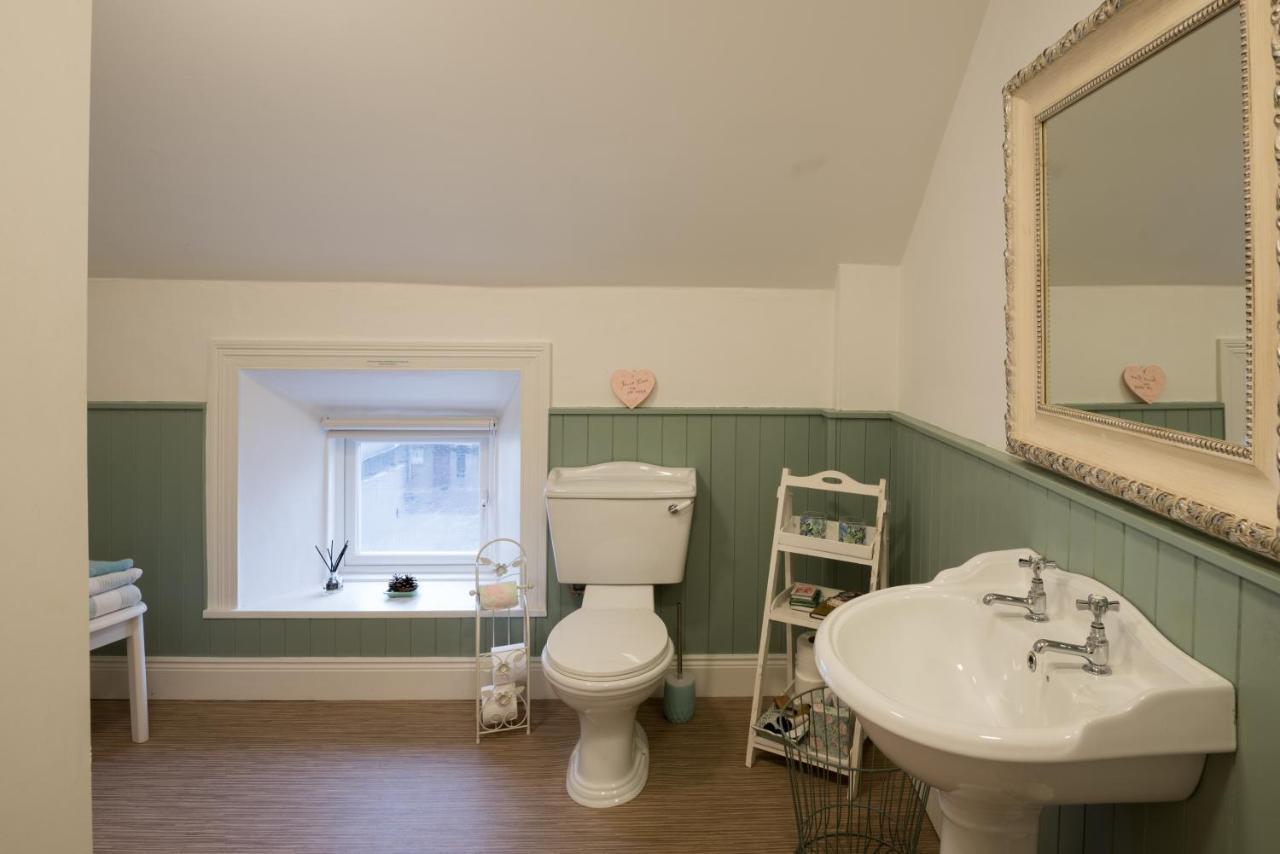Charming 2-Bed Apartment In Donegal Town Centre Eksteriør billede