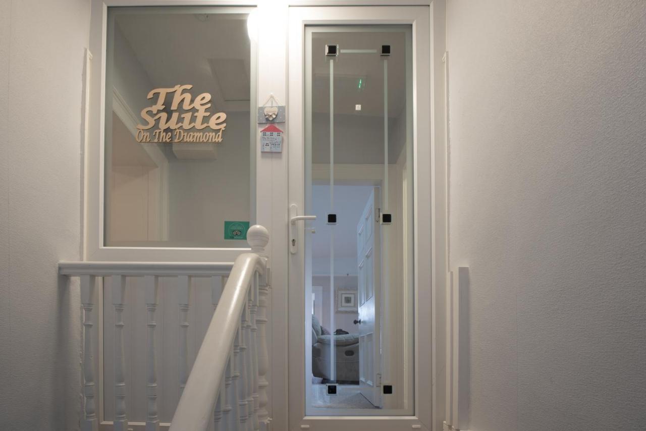 Charming 2-Bed Apartment In Donegal Town Centre Eksteriør billede