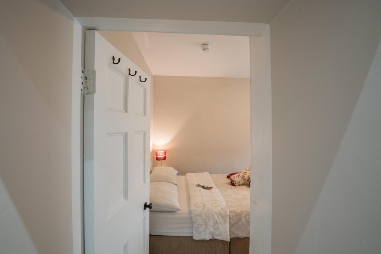 Charming 2-Bed Apartment In Donegal Town Centre Eksteriør billede