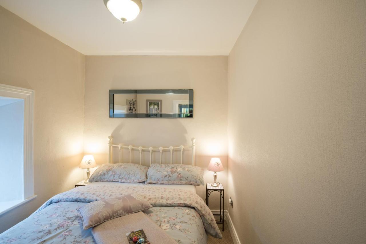 Charming 2-Bed Apartment In Donegal Town Centre Eksteriør billede