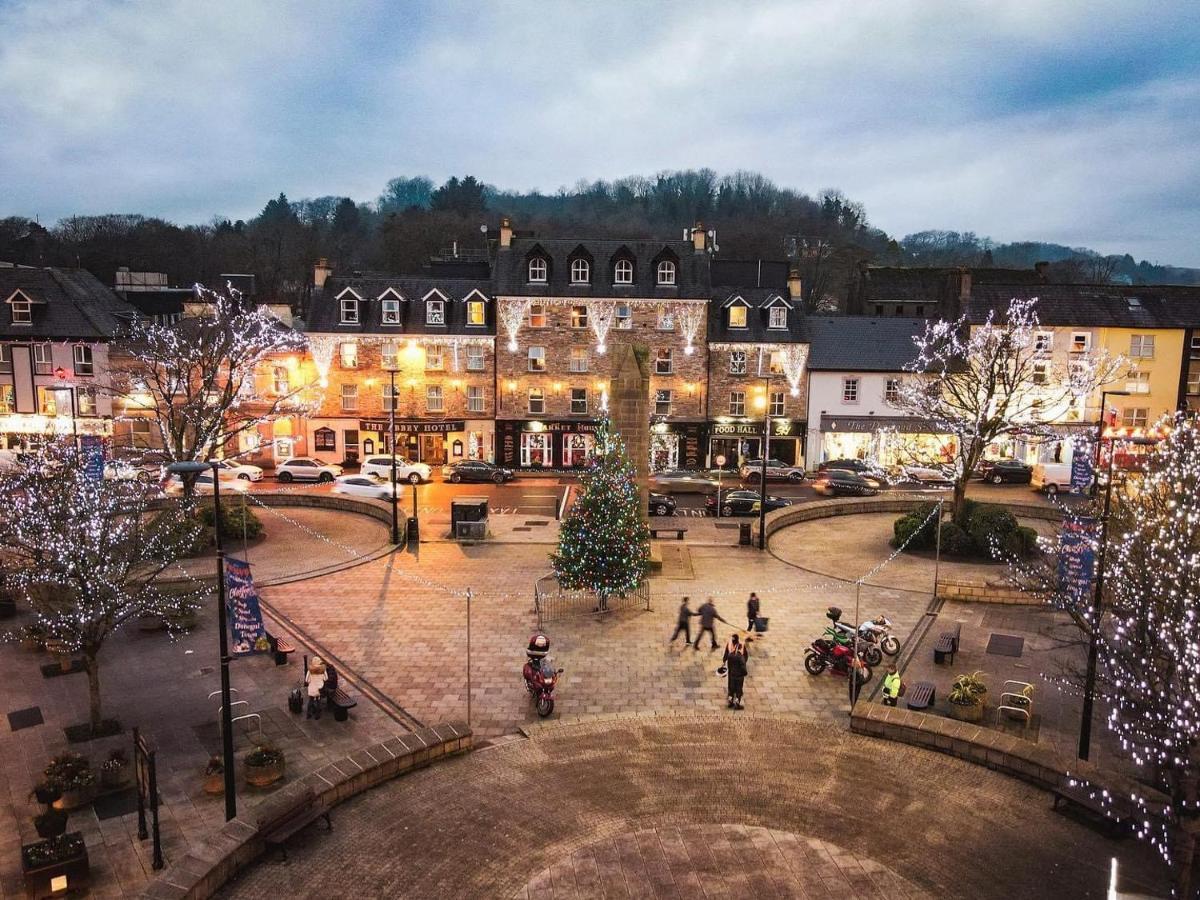 Charming 2-Bed Apartment In Donegal Town Centre Eksteriør billede